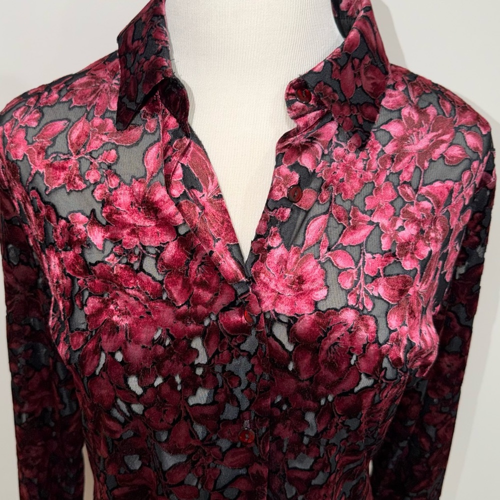 Preston & York Burgundy Burned Out Velvet Size M Floral Button Down Blouse